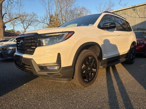 Platinum White Pearl 2024 Honda Passport AWD Black