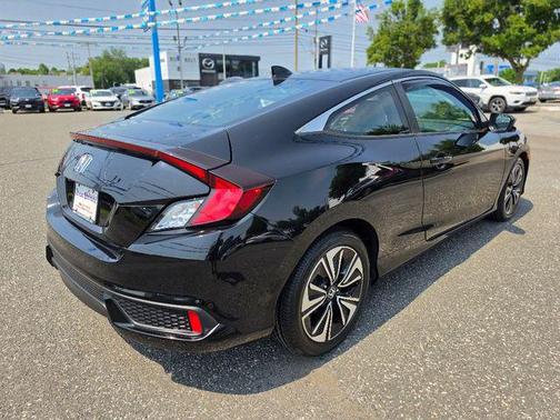 Crystal Black Pearl 2018 Honda Civic EX-T