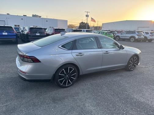 2023 Honda Accord Hybrid Touring