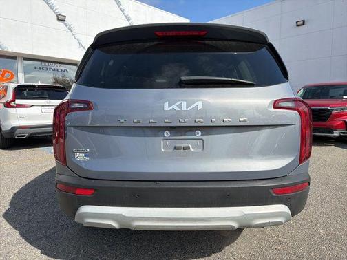 2022 Kia Telluride LX