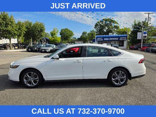 Platinum White Pearl 2024 Honda Accord EX