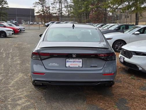 2025 Honda Accord Hybrid Base