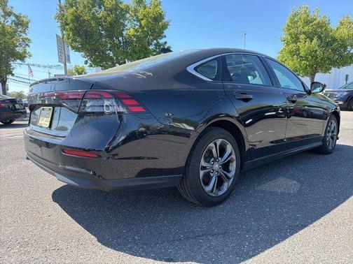 Crystal Black Pearl 2023 Honda Accord EX