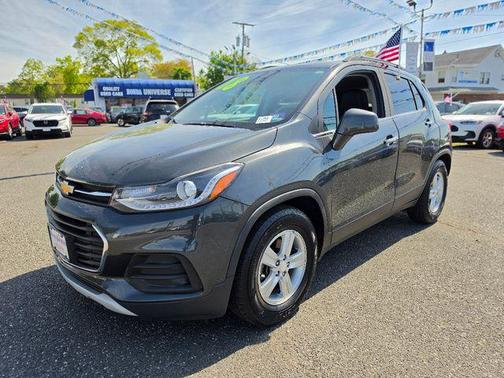 Nightfall Gray Metallic 2018 Chevrolet Trax LT