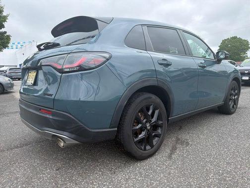 Nordic Forest Pearl 2024 Honda HR-V AWD Sport
