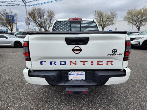 2022 Nissan Frontier PRO-4X