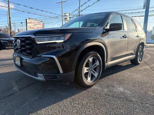 2023 Honda Pilot AWD EX-L 7 Passenger
