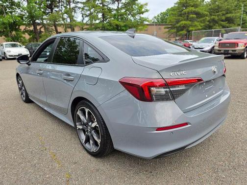 Platinum White Pearl 2025 Honda Civic Hybrid Sport