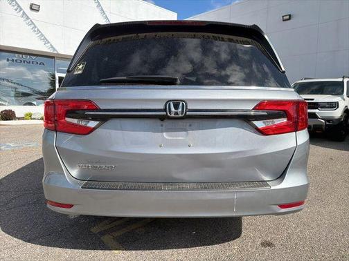Lunar Silver Metallic 2024 Honda Odyssey EX-L