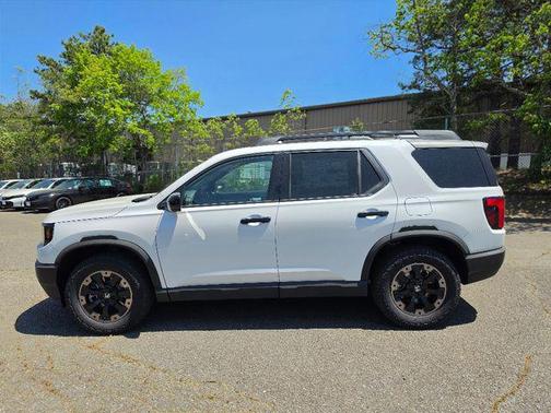 Platinum White Pearl 2026 Honda Passport AWD TrailSport Elite