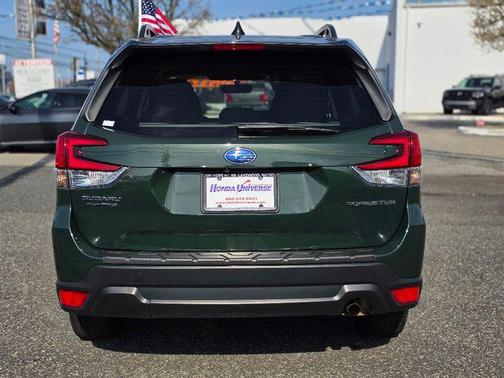 Cascade Green Silica 2024 Subaru Forester Premium