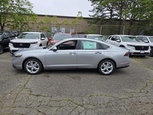 2025 Honda Accord LX 1.5T