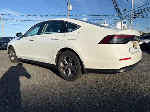 Platinum White Pearl 2024 Honda Accord EX