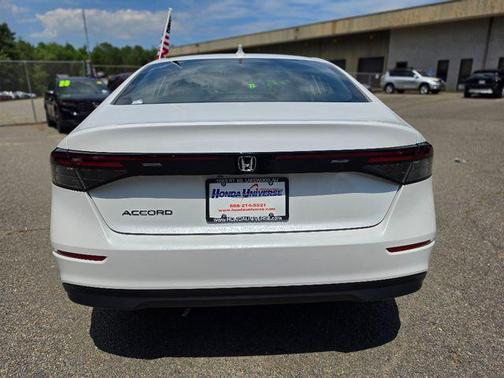 Platinum White Pearl 2024 Honda Accord EX