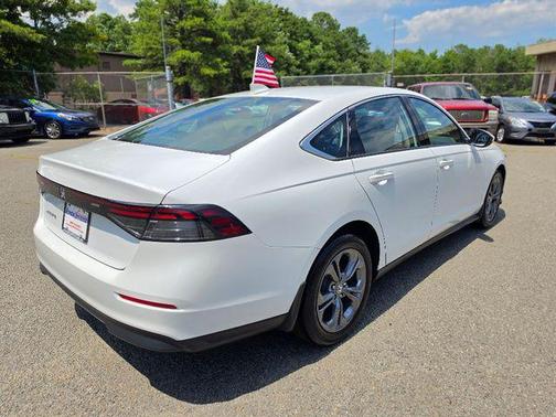 Platinum White Pearl 2024 Honda Accord EX