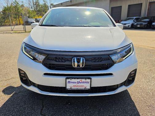 Platinum White Pearl 2026 Honda Odyssey EX-L