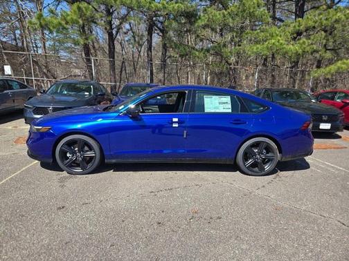 2025 Honda Accord Hybrid Base