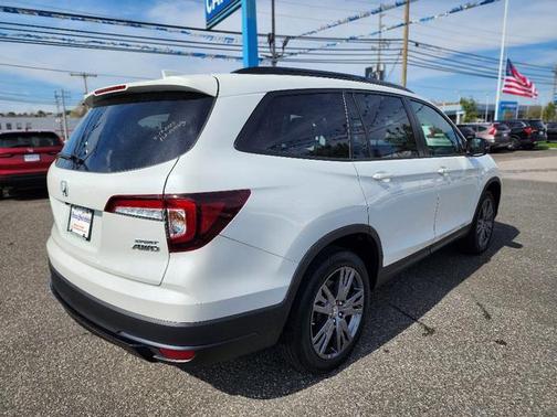 2022 Honda Pilot AWD Sport