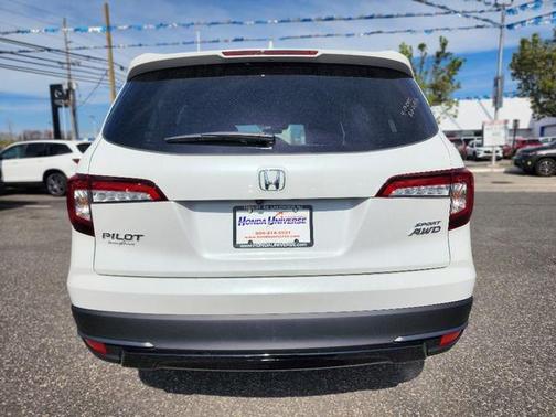 2022 Honda Pilot AWD Sport