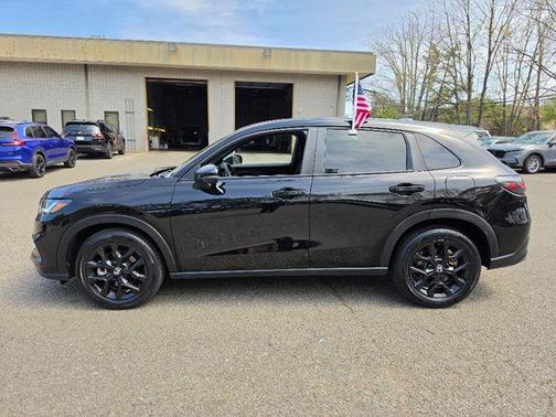 Crystal Black Pearl 2023 Honda HR-V AWD Sport