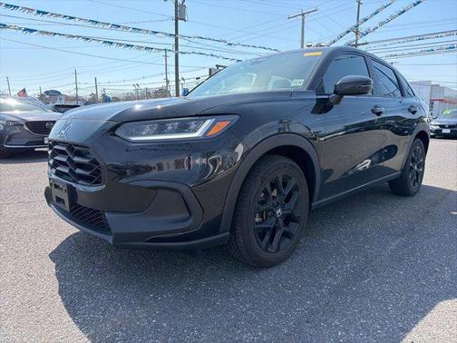 Crystal Black Pearl 2024 Honda HR-V AWD Sport