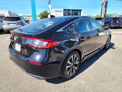 2022 Honda Civic EX-L