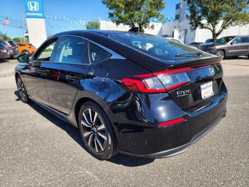 2022 Honda Civic EX-L