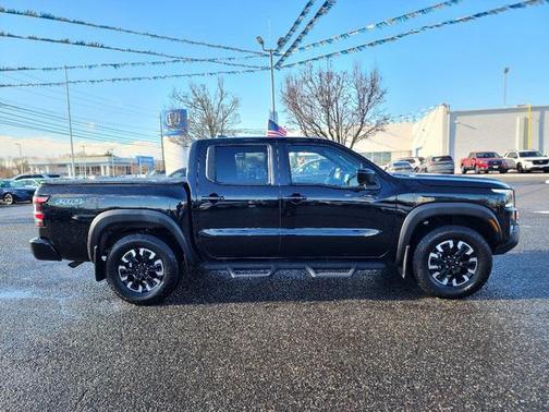 2024 Nissan Frontier PRO-4X