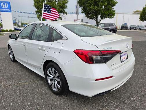 Platinum White Pearl 2024 Honda Civic LX