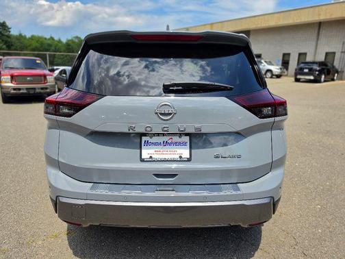 Boulder Gray Pearl 2024 Nissan Rogue SL