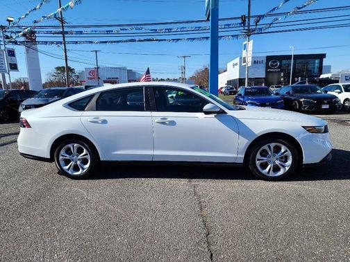 2025 Honda Accord LX 1.5T