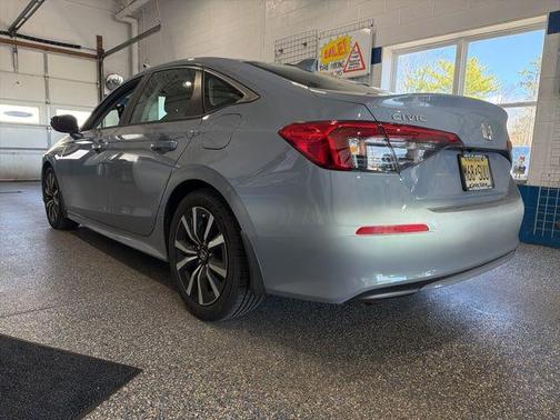 Sonic Gray Pearl 2024 Honda Civic EX
