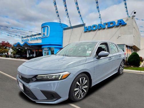 Sonic Gray Pearl 2024 Honda Civic EX