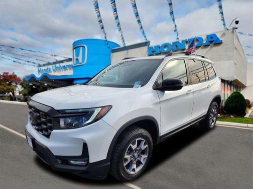 2022 Honda Passport AWD TrailSport