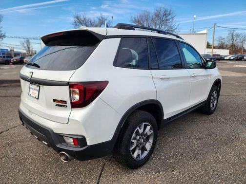 2022 Honda Passport AWD TrailSport