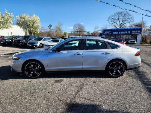 2023 Honda Accord Hybrid Base