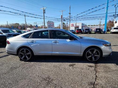 2023 Honda Accord Hybrid Base