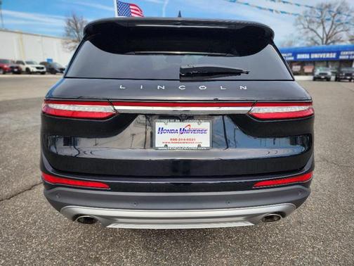 2022 Lincoln Corsair Standard