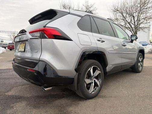 2023 Toyota RAV4 Prime SE