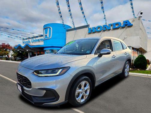 Lunar Silver Metallic 2024 Honda HR-V LX