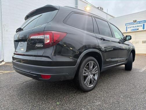 2022 Honda Pilot AWD Sport