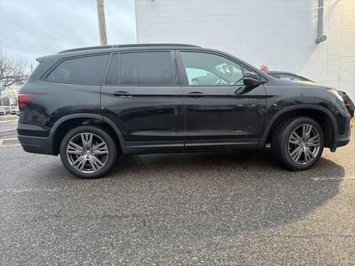 2022 Honda Pilot AWD Sport
