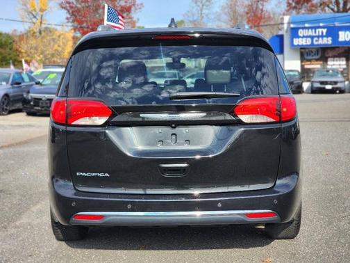 2019 Chrysler Pacifica Touring-L Plus