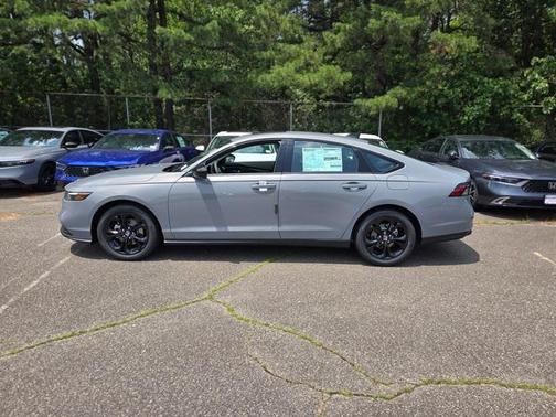 2025 Honda Accord Sport SE 1.5T