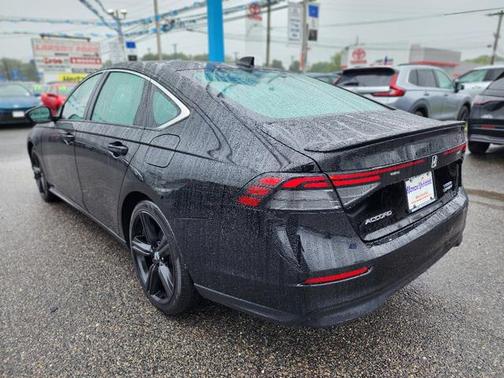 2023 Honda Accord Hybrid Base