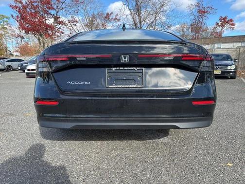 2024 Honda Accord LX 1.5T