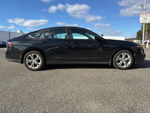 2024 Honda Accord LX 1.5T
