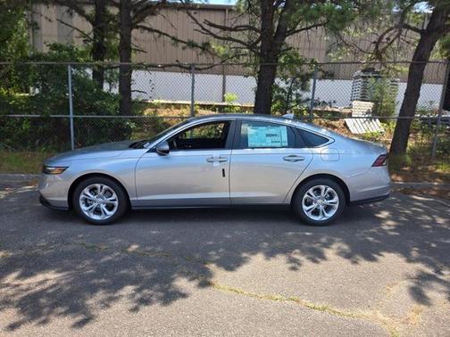 2025 Honda Accord LX 1.5T