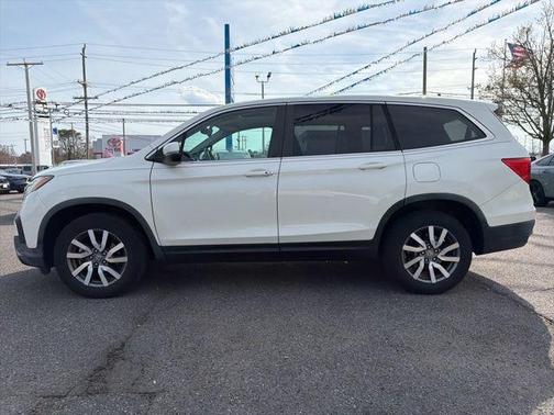 White Diamond Pearl 2019 Honda Pilot EX-L
