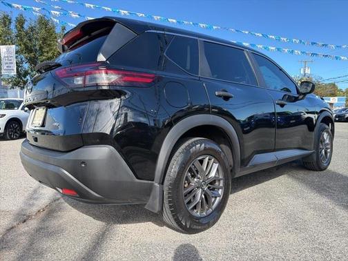 2021 Nissan Rogue S